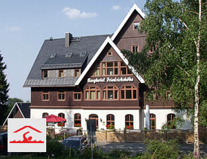 Schwimmbecken Berghotel Friedrichshöhe